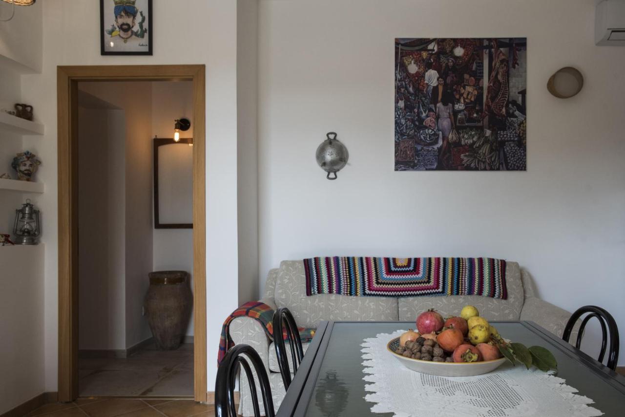 Poggio Vento Country House Pensionat Naro Eksteriør billede
